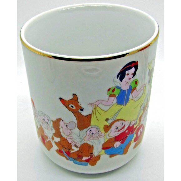 Walt Disney Productions Snowwhite 7 Dwarfs  Coffe Mug Gold Trim Japan Characters - Picture 2 of 5